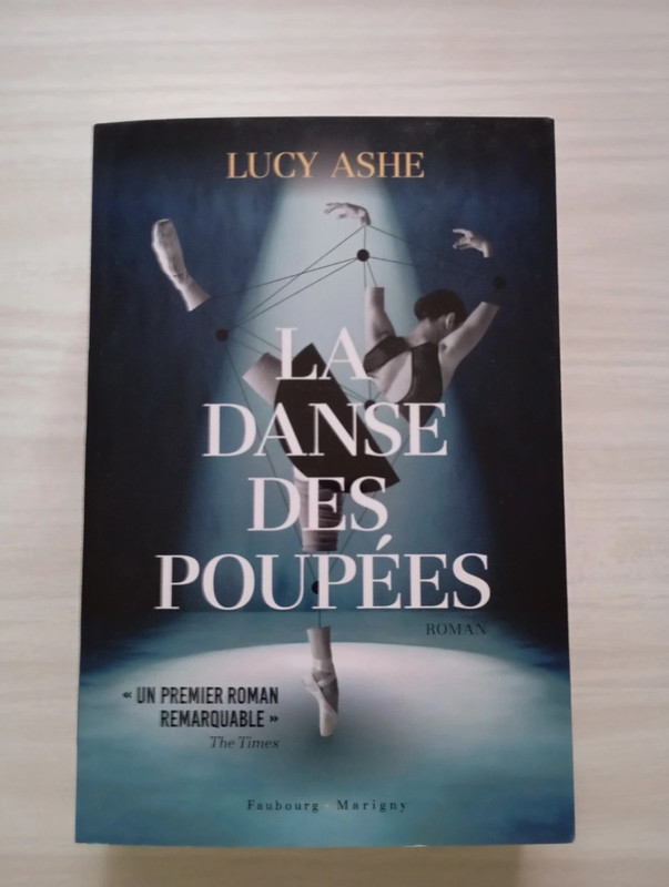 La danse des poupées