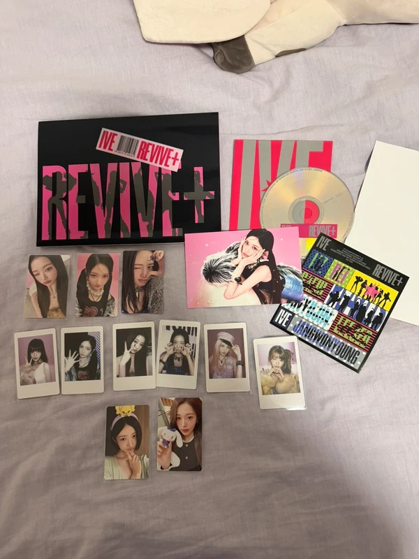 Kpop ive revive+ album + pobs & everland pocas