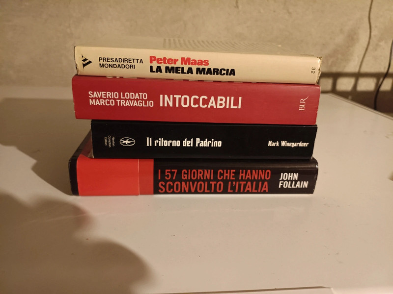 Blocco 4 libri sulla mafia