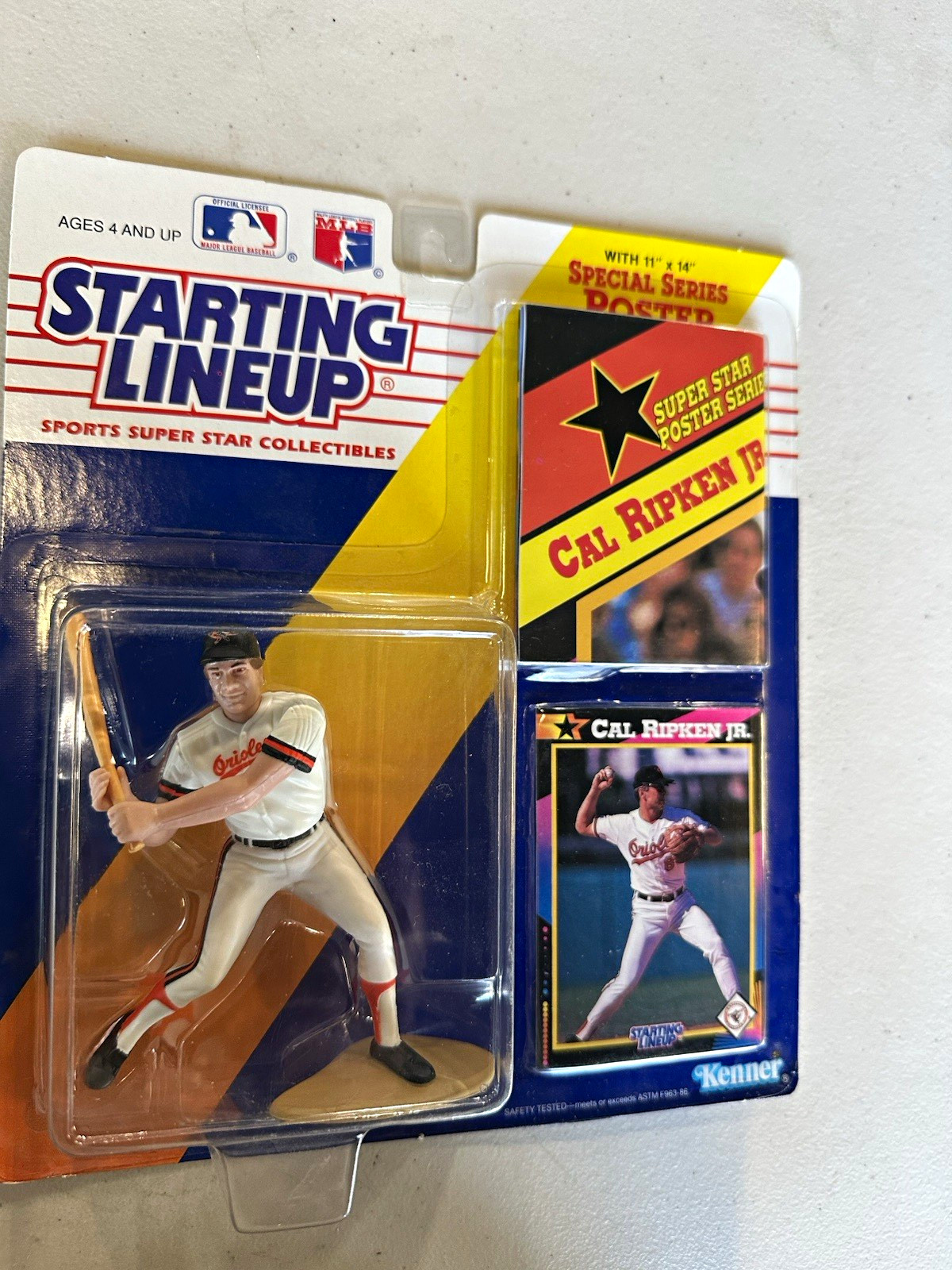 Kenner Starting Lineup 1992 Edition Cal Ripken Jr. Baseball Figure w/ Card Bat