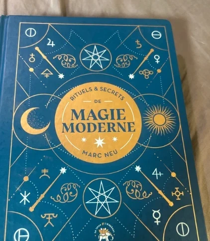 Livre sorcellerie Marc neu