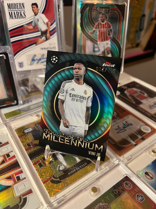 Topps Finest UCC Vinicius jr. /199 Real Madrid