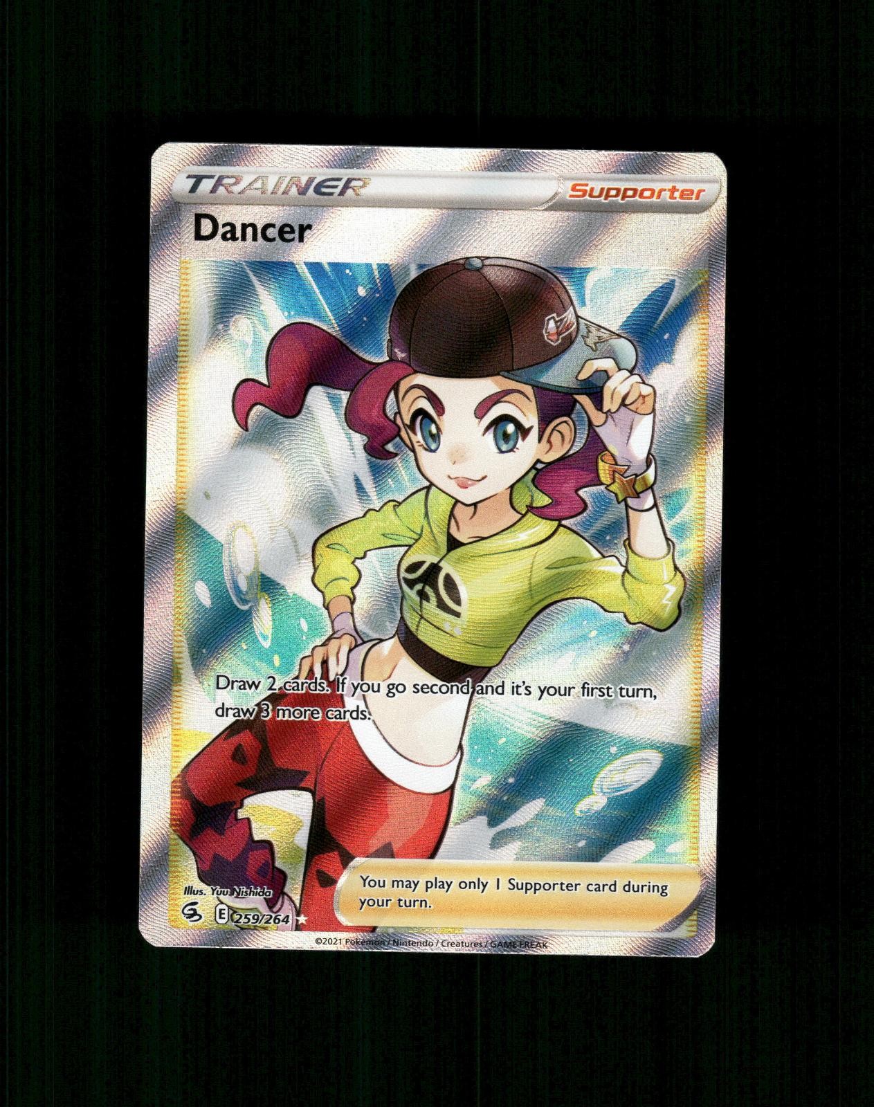 Ballerina 259/264 Ultra Rara Fusion Strike Pokemon quasi come nuova