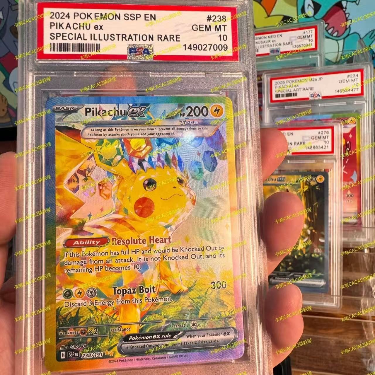 Pokémon PTCG Inglese SV08 Bolt Infuriato PSA10 Lustrous Pikachu ex SIR Perfetto-Scor