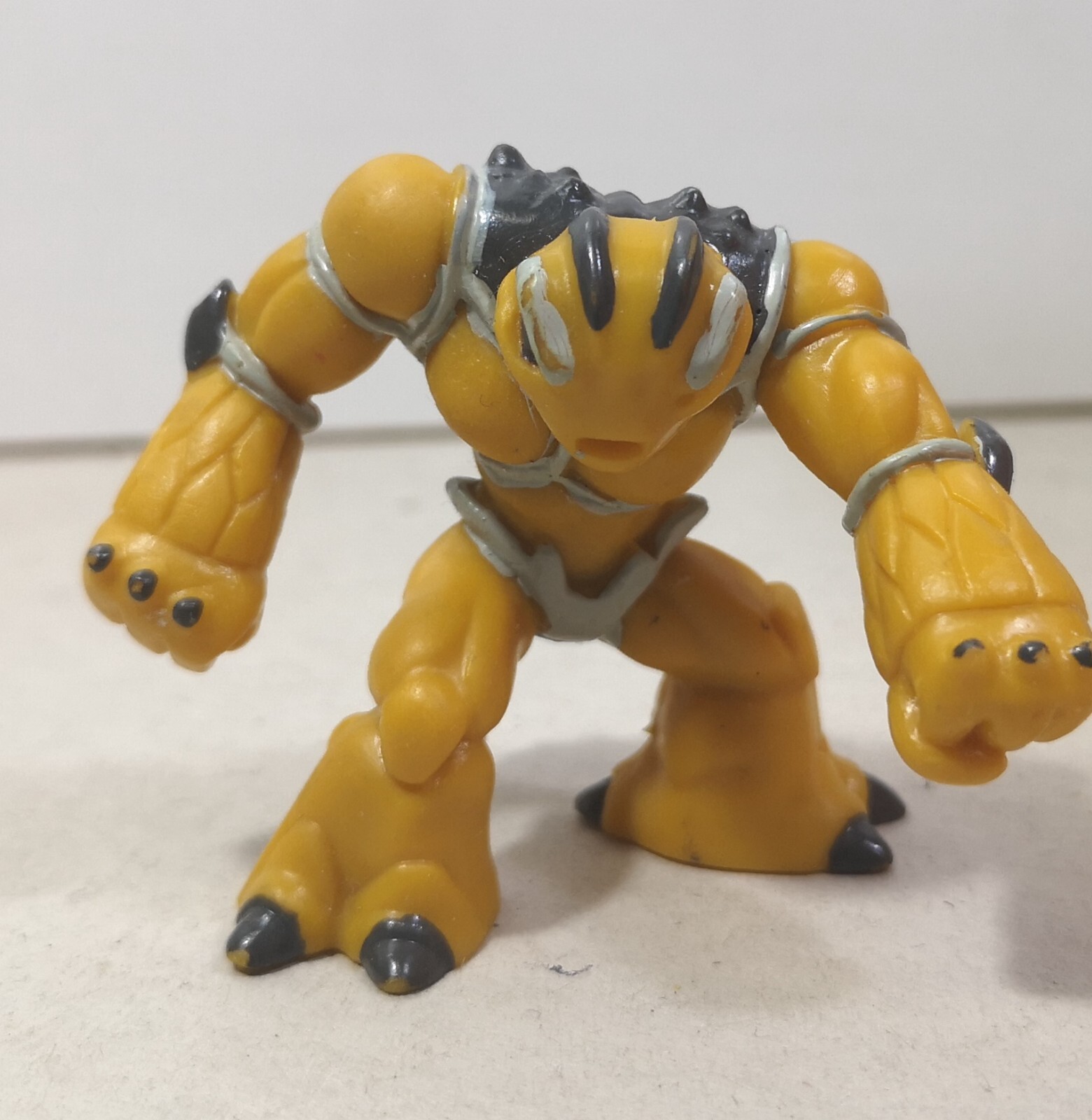 78091 Action Figure - GORMITI - Popolo della Terra - Schienacciaio