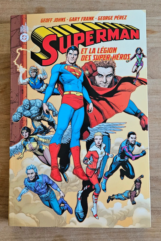 Superman et la Légion des Super-Héros.