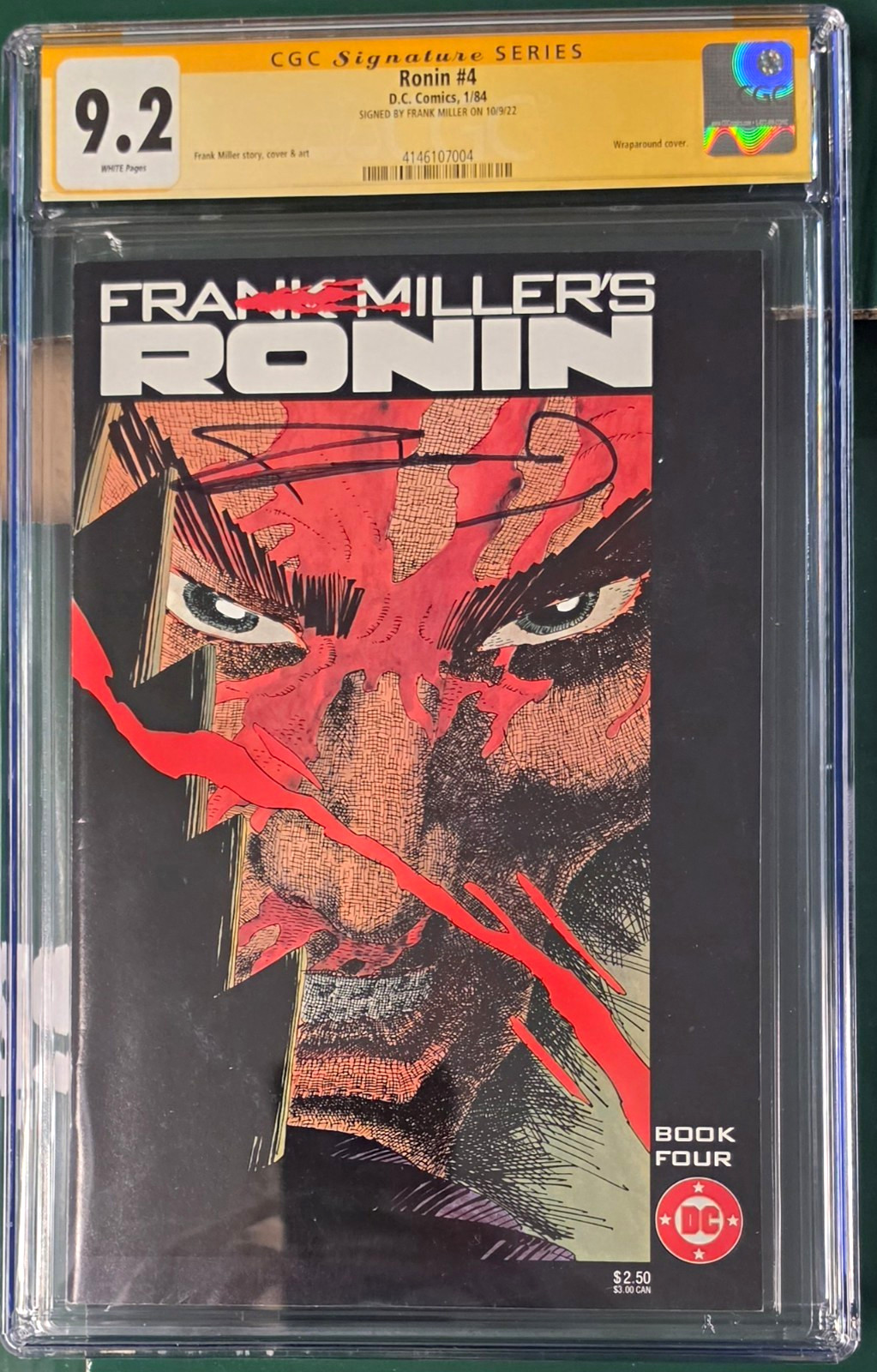 CGC 9.2 SS Ronin #4 DC Comics 1984 firmato da Frank Miller pagine bianche