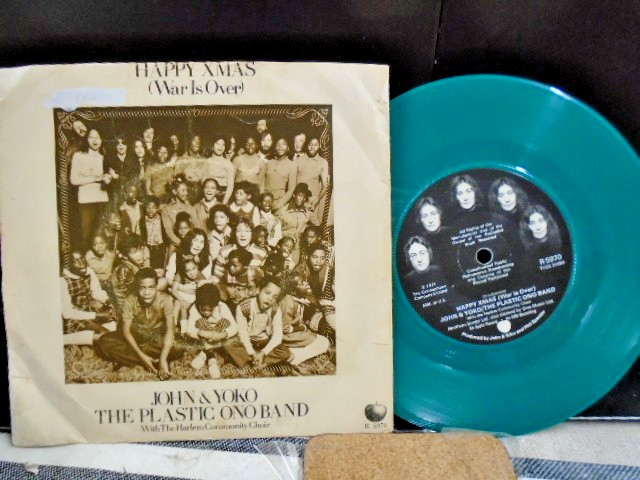 JOHN & YOKO PLASTIC ONO BAND " HAPPY XMAS " GREEN VINYL EX+ COND. IN Or.PIC  SL.