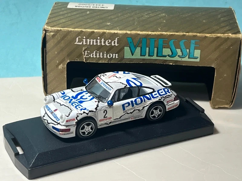 Vitesse 1:43 - Porsche 911 Carrera Cup Pioneer #2.