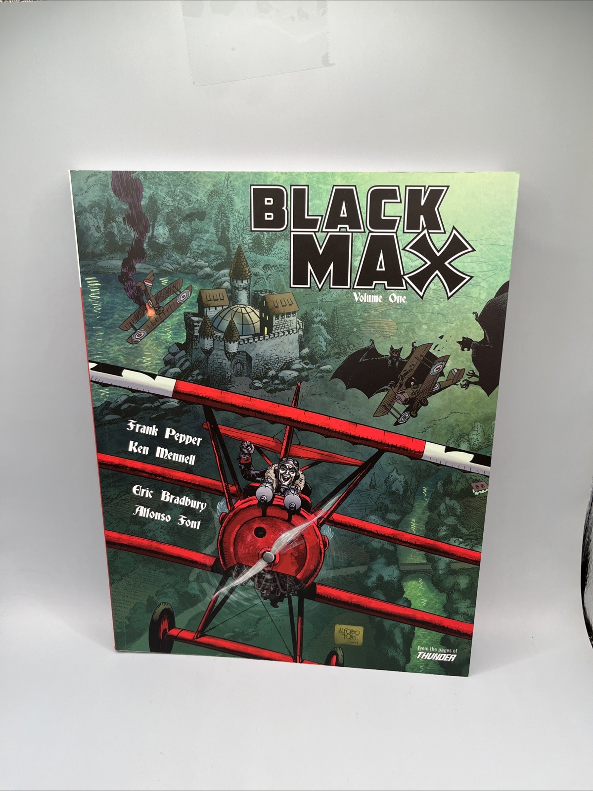 Black Max Volume One Graphic Novel tascabile 1 Frank Pepper, Eric Bradbury, fuori produzione