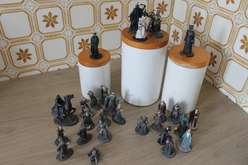 Lot de 29 figurines vintage Seigneur des Anneaux