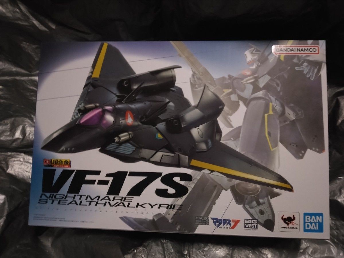 Brand new unopened DX Chogokin Macross 7 VF 17S Nightmare Stealth Valkyrie (Gaml