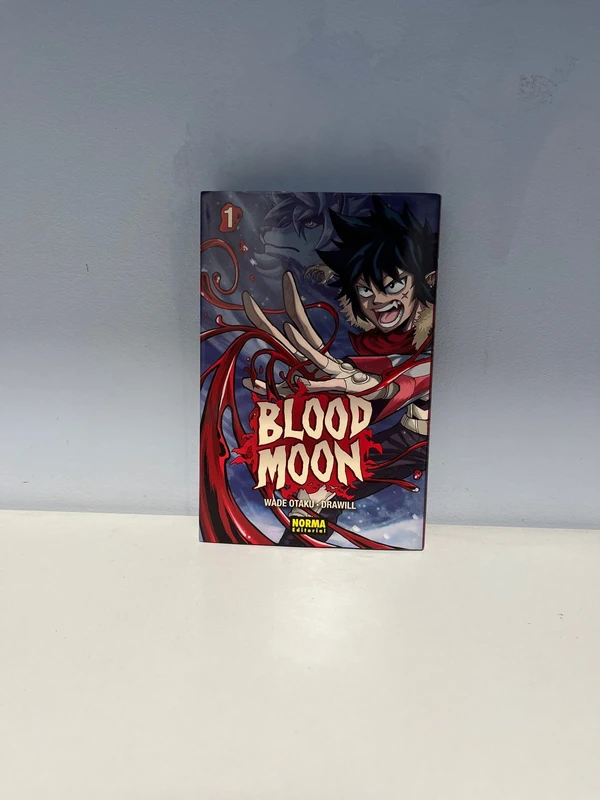 Manga Blood Moon tomo 1
