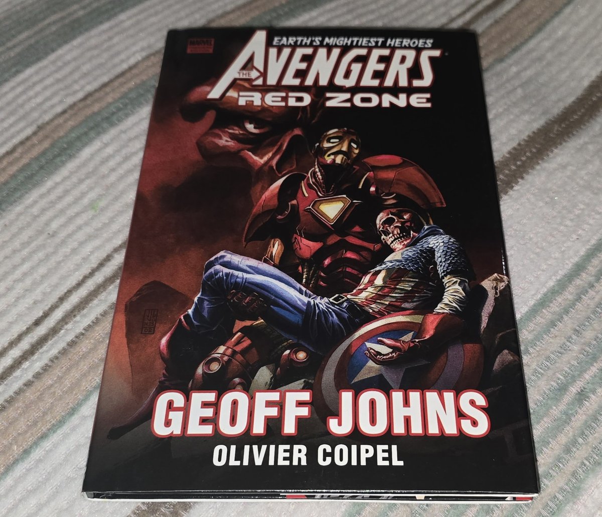 The Avengers Red Zone Hardcover Marvel Geoff Johns Olivier Coipel