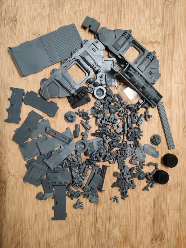 Warhammer 40k space marines space wolves rhino