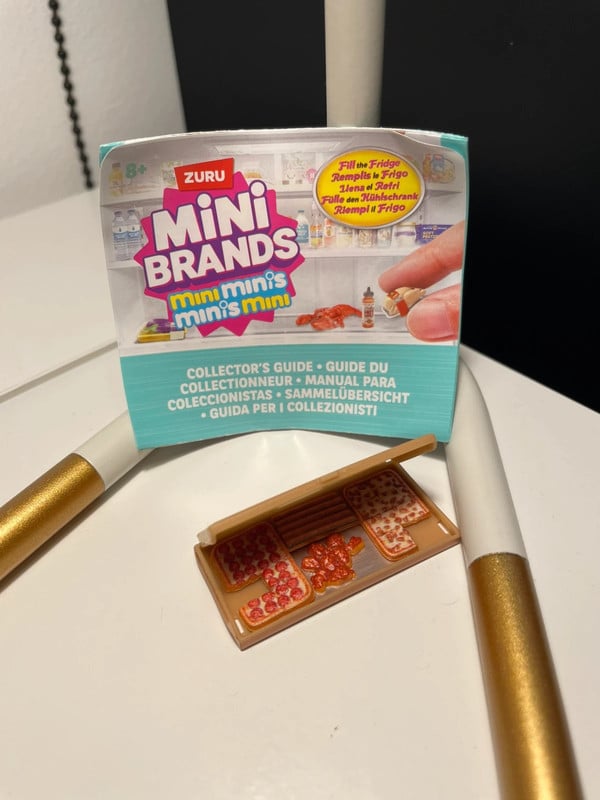 Mini Brands Dinner Box Pizza Hut