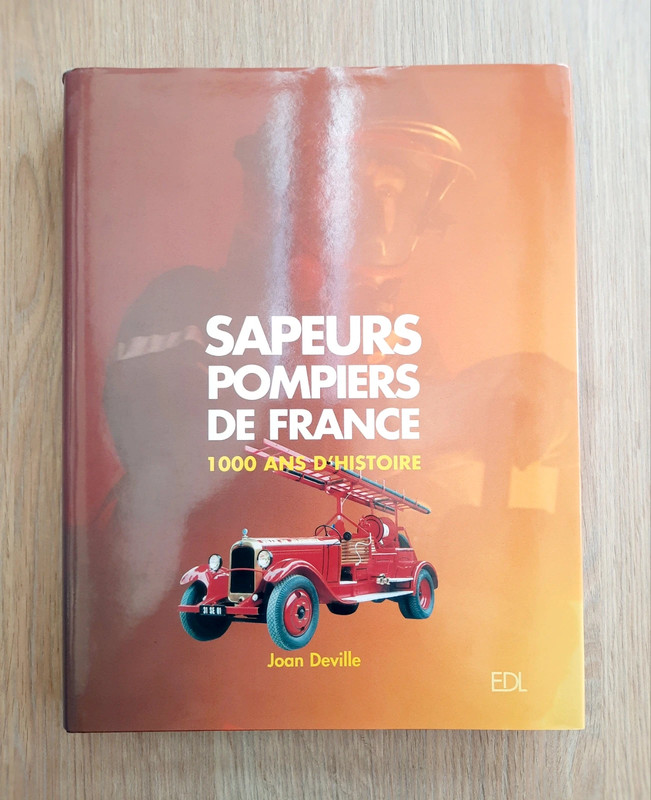Livre sur les pompiers de France