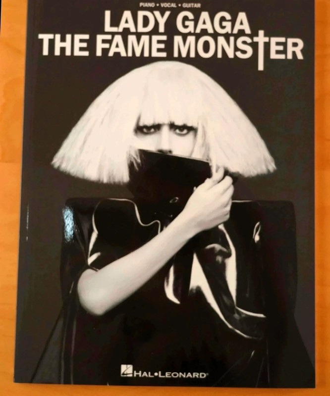 Lady Gaga The Fame Monster (Piano • Vocal • Guitar)