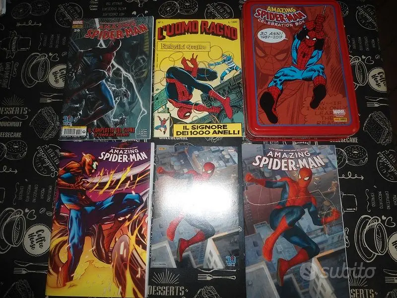 FUMETTI SPIDER-MAN CELEBRATION BOX ( rosso)