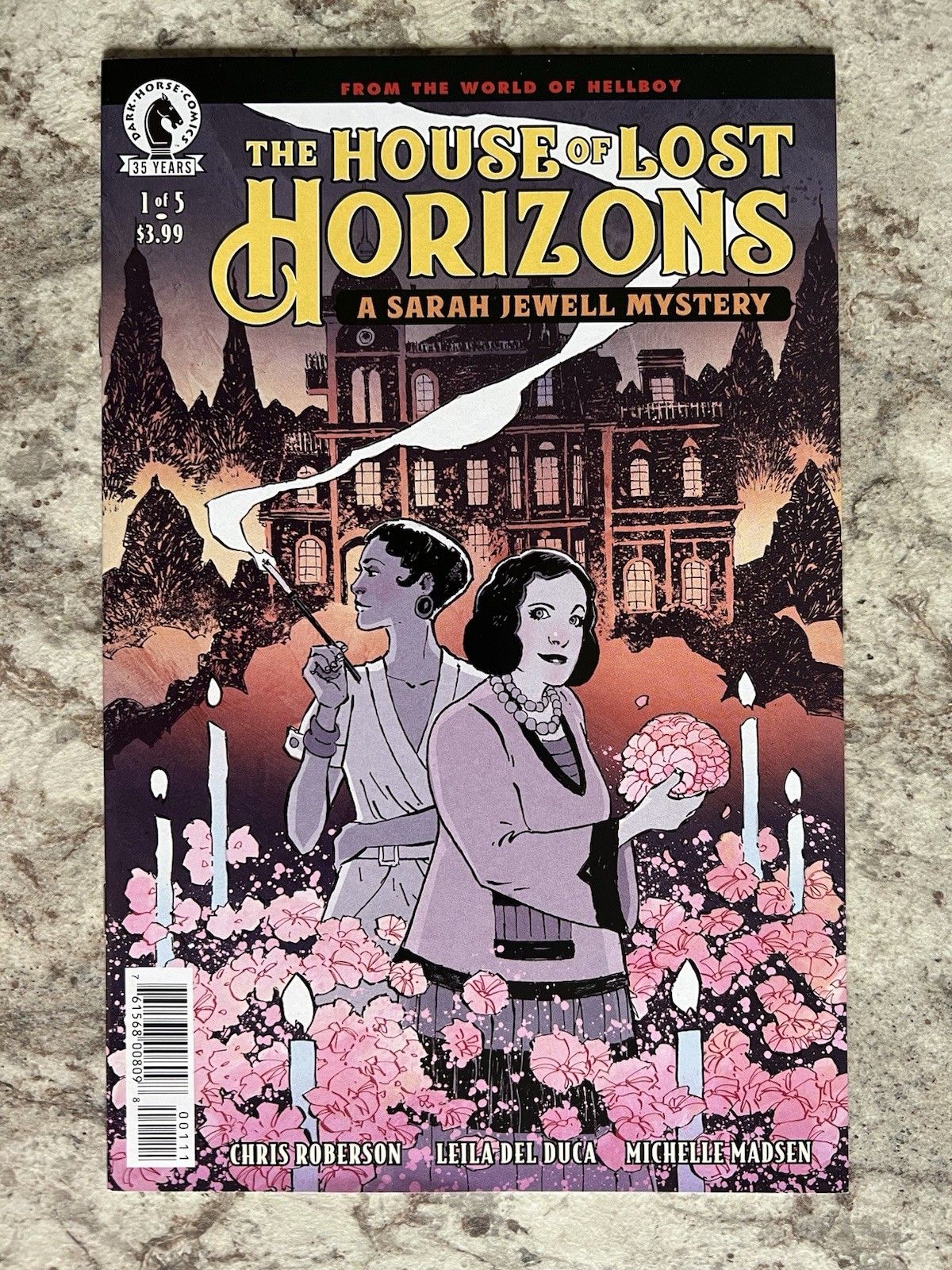 The House Of Lost Horizons #1 Hellboy 1st Print  VF/NM  Dark Horse Comics 