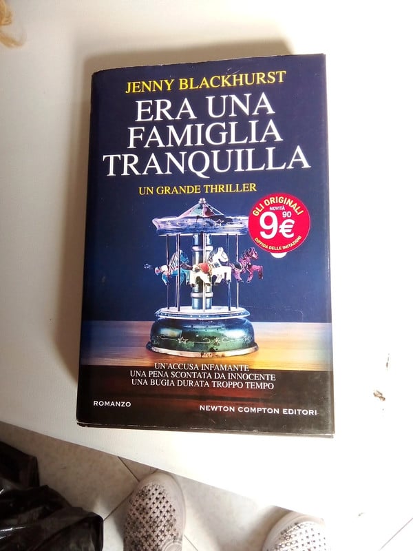 Libro era una famiglia tranquilla