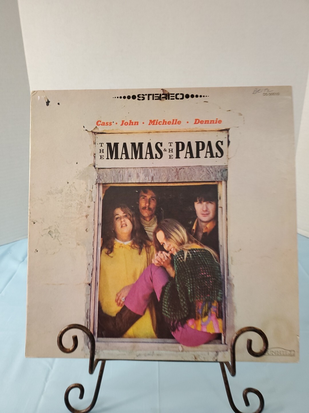 The MAMAS and the PAPAS Self Titled 1966 Stereo LP DS-50010 