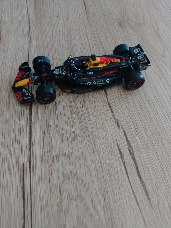 miniature 1/43eme formule 1 oracle red bull racing rb20 2024 verstappen