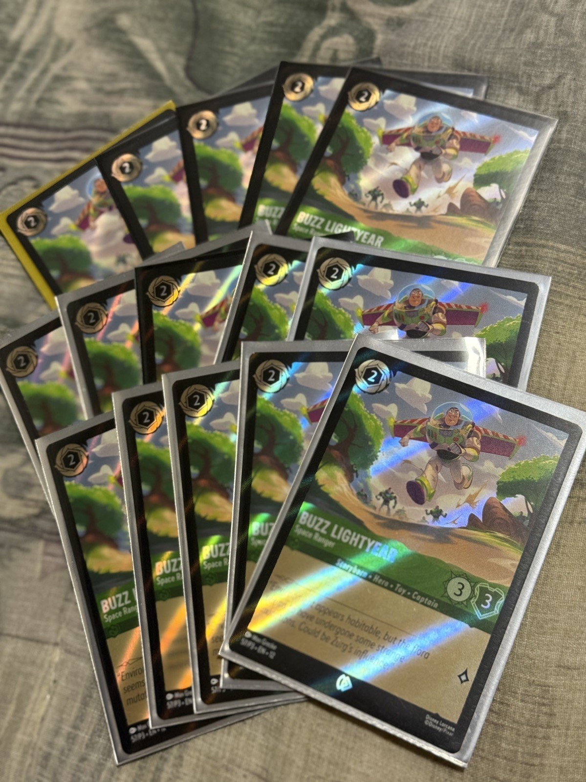 Buzz Lightyear - Space Ranger 57 Lorcana Promo Holo Movie quasi nuovo lotto di 15 carte