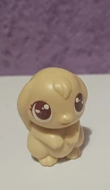 Little Live Pet conejito beige de Mama Surprise