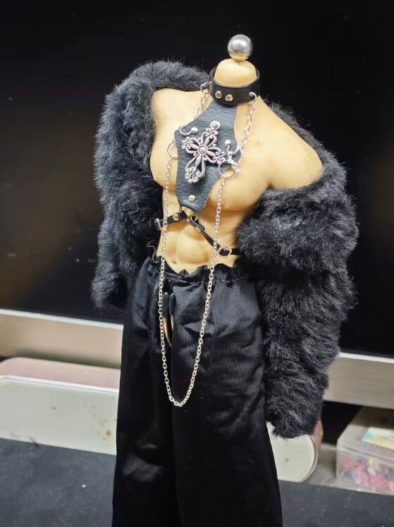 Set vestiti pantaloni cintura giacca peluche nero maschio 1/6 per figure Ph 12'' Tbl