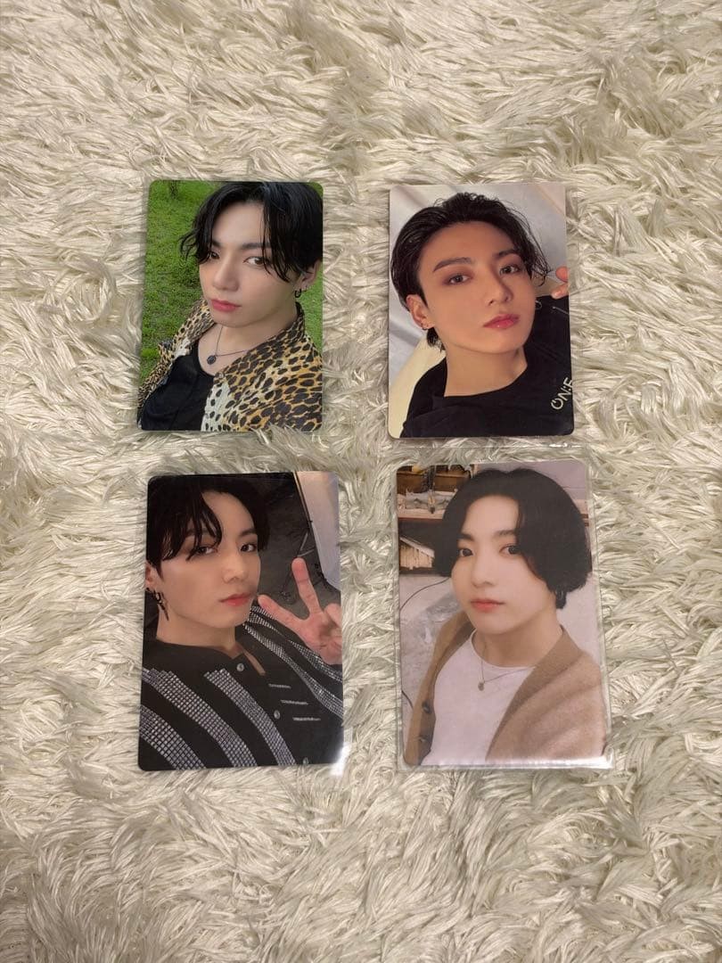 BTS Jungkook Trading Card set 4 pezzi lotto fotocard mai usate