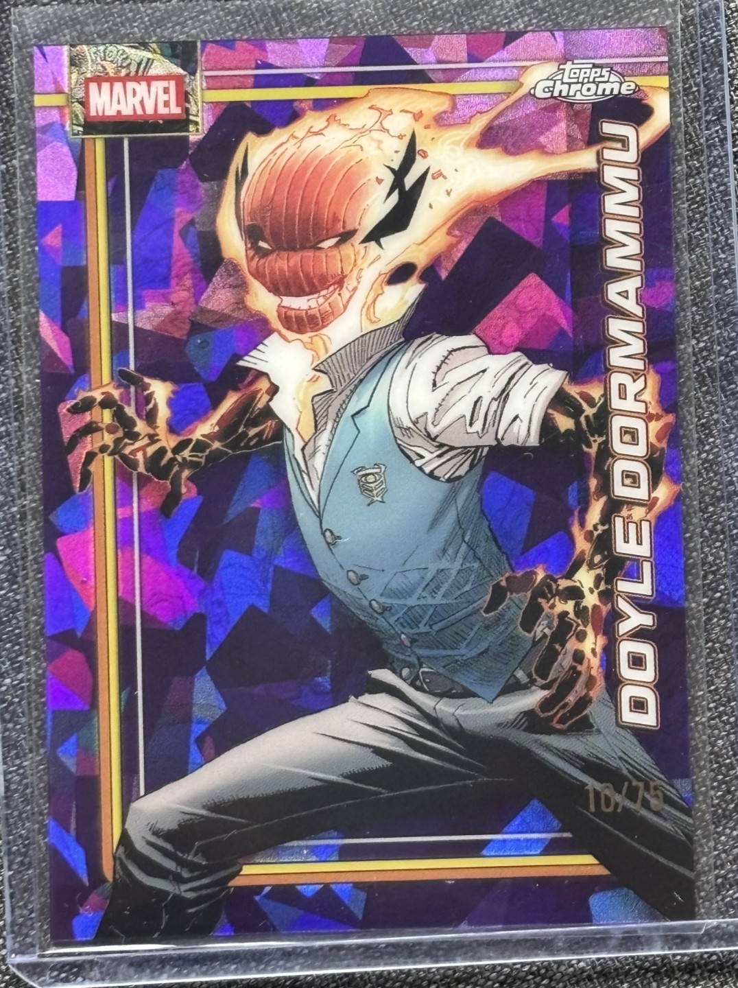 2026 Topps Chrome Marvel Comics Zaffiro Doyle Dormammu Viola Rifrattore #/75