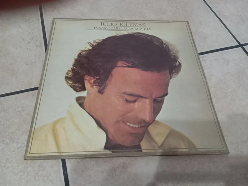 Vinile Julio Iglesias - Innamorarsi Alla Mia Età (1979) LP CBS Originale