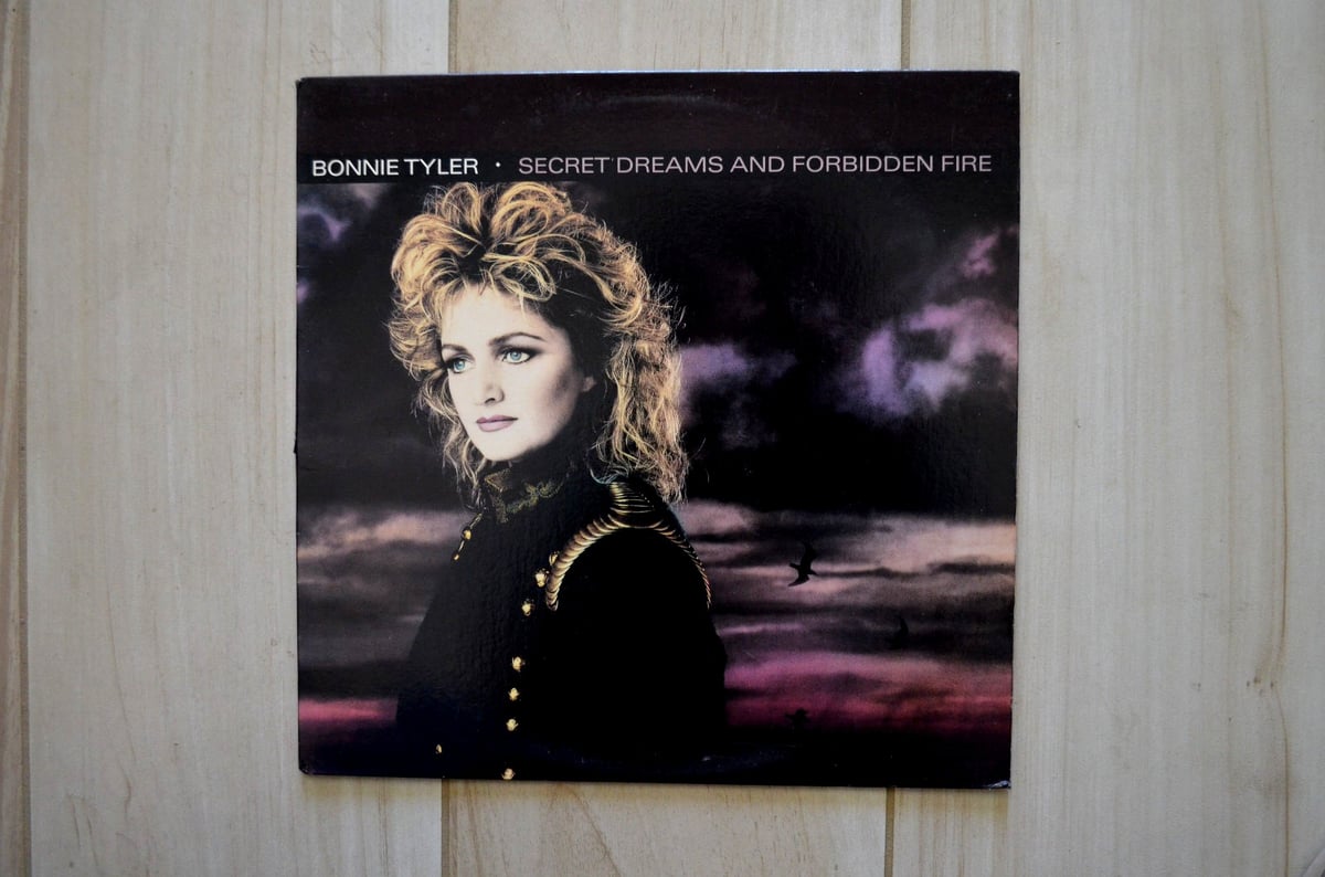 Bonnie Tyler Pro LP "Secret Dreams & Forbidden Fire" Columbia (OC40312) Vinyl NM