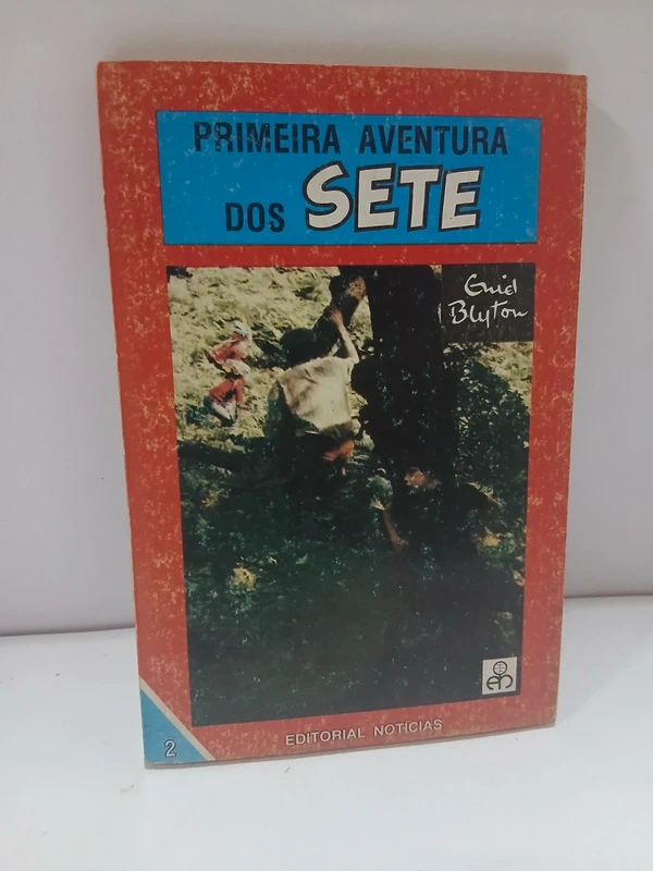 Livro - Primeira Aventura dos Sete