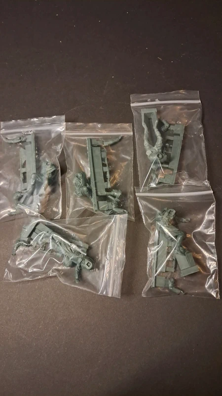 1/35 russian tank riders figures  resin
