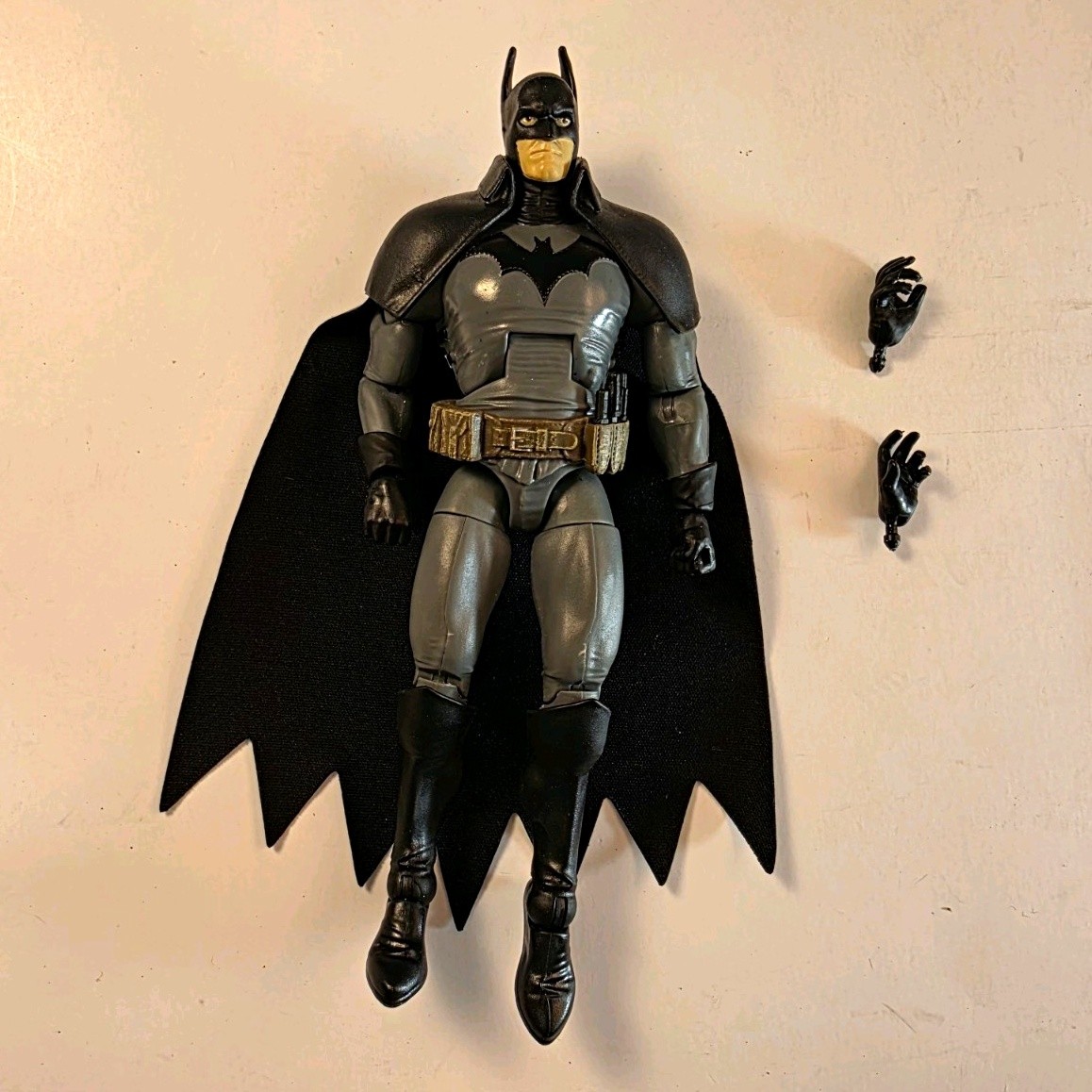 Mattel DC Multiverse 2018 Gotham By Gaslight Batman 6" Action Figure 