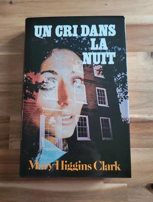 Livre Un cri dans la nuit de Mary Higgins Clark