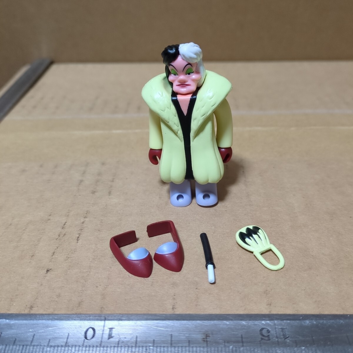 Kubrick 100% 101 Dalmatians Crudelia Figure Medicom Toy Set Dettagli non...