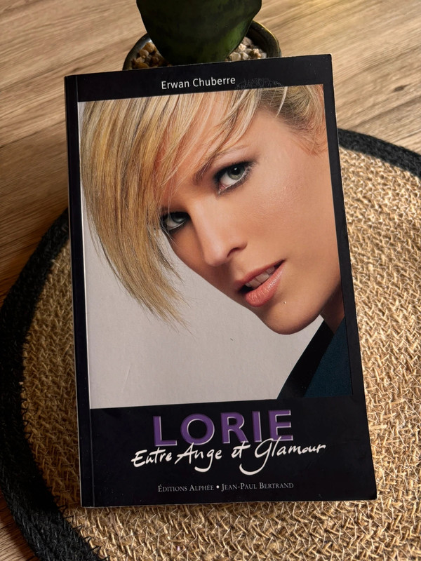 Biographie de Lorie