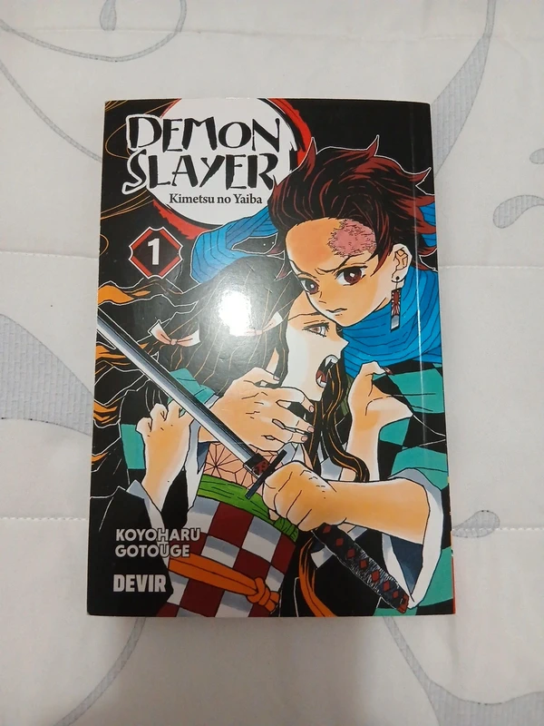 Manga Demon Slayer vol 1