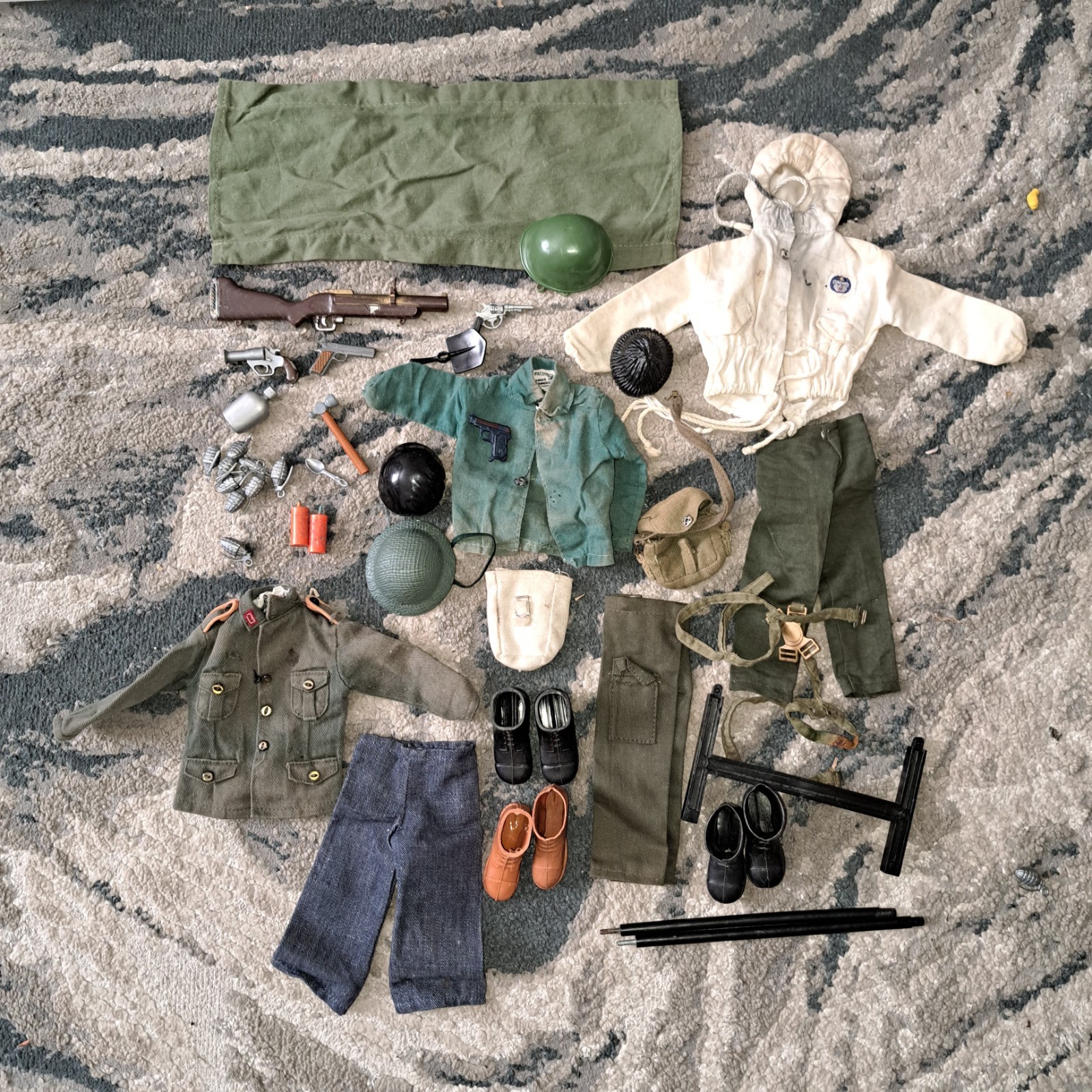ACTION MAN ASSORTIMENTO ACCESSORI VINTAGE