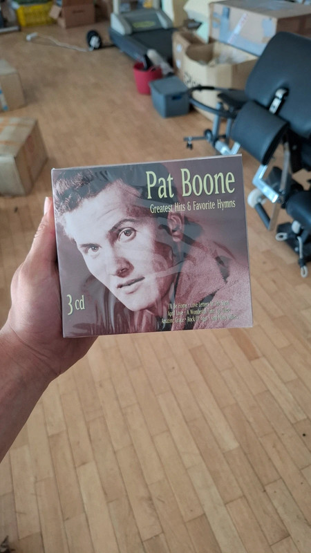 CD Pat Boone Greatest Hits Favorite Hymns caixa com 3 CDs novo e selado