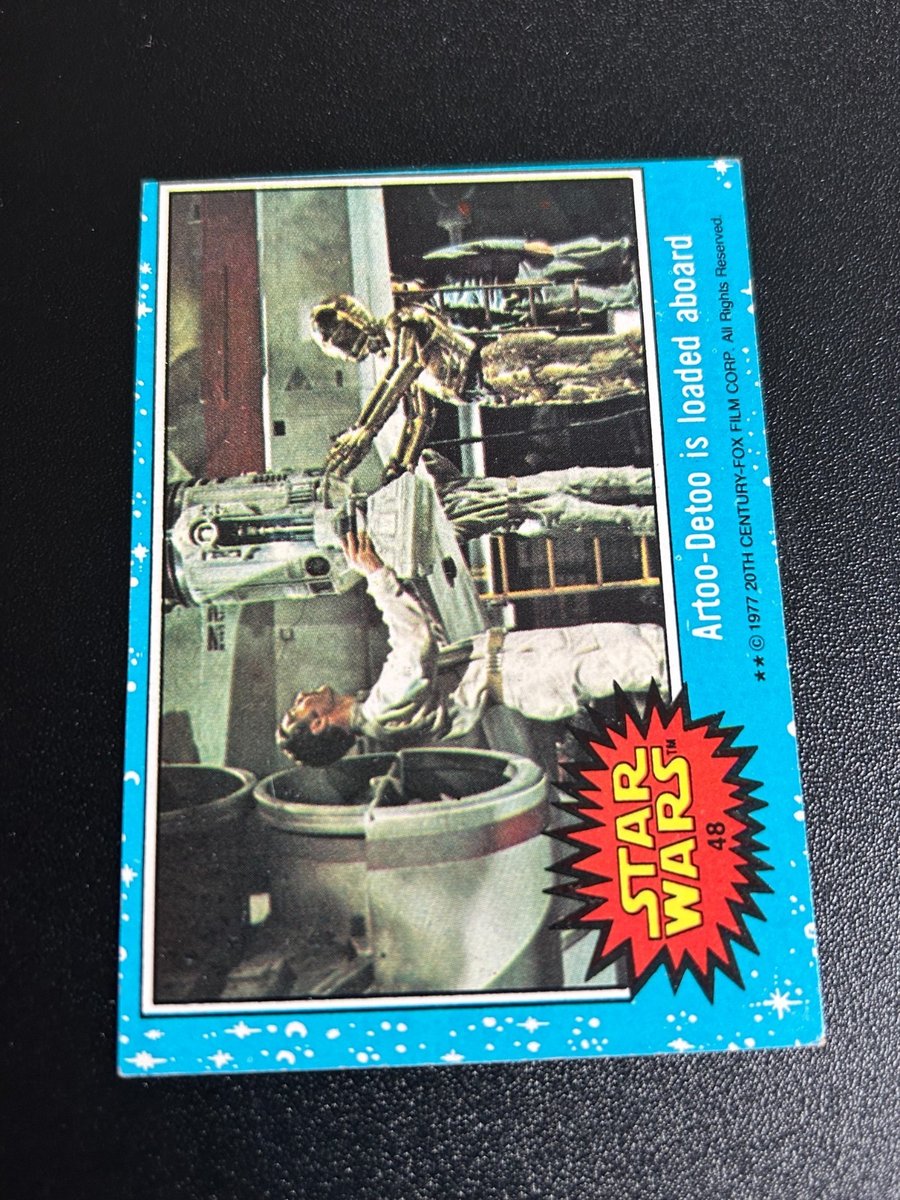 1977 Topps Star Wars #48 Artoo-Detoo