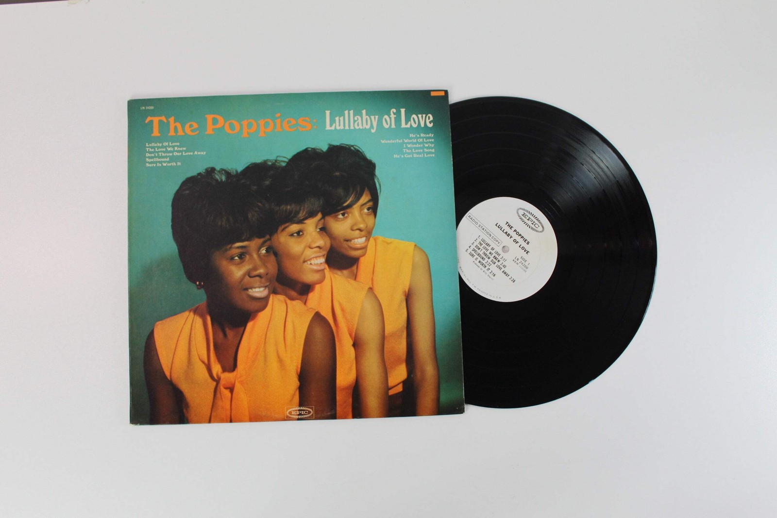 The Poppies - Lullaby Of Love on Epic - Mono - Promo