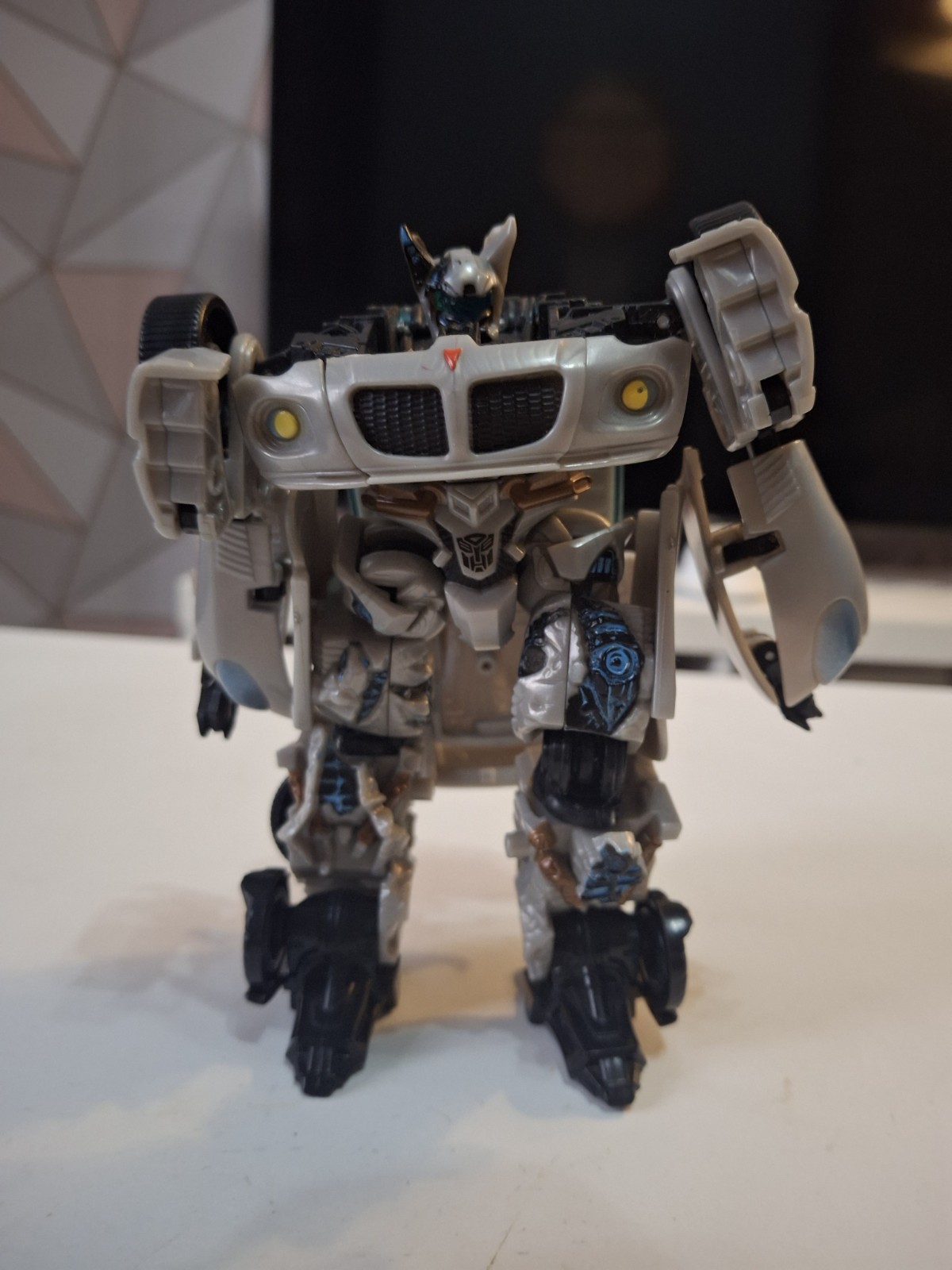 Transformers Studio Deluxe Class Autobot Jazz