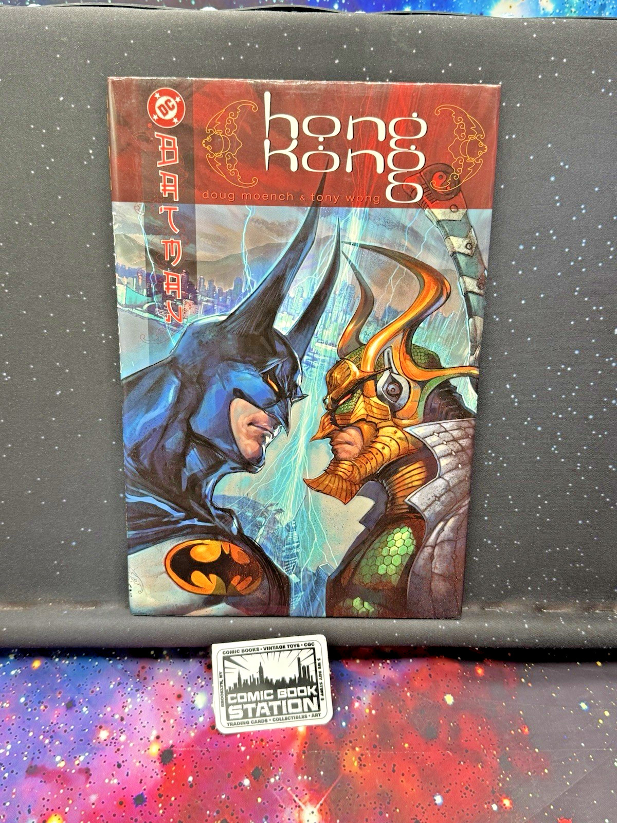 Batman 2003 DC Raw Hong Kong Night Dragon Doug Moench Tony Wong copertina rigida TC
