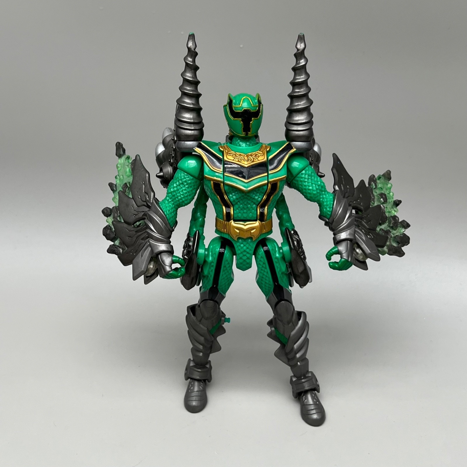 Bandai Power Rangers Mystic Force Modellino Drago Minotauro Verde 6,5" B16