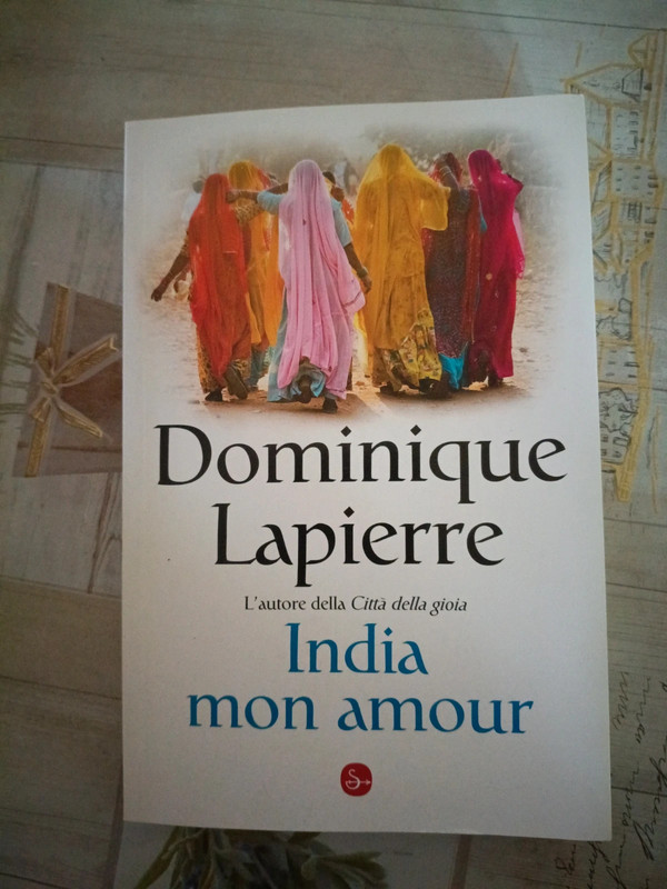 India mon amour.   Di D. Lapierre