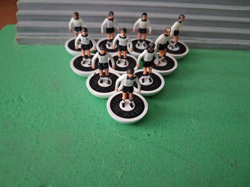 Subbuteo cesena germania senza box e senza portiere